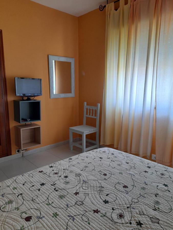 Hostal Quiper Quiroga Zewnętrze zdjęcie