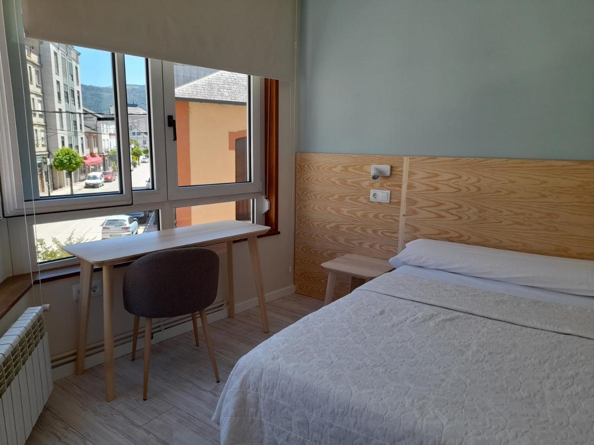 Hostal Quiper Quiroga Zewnętrze zdjęcie