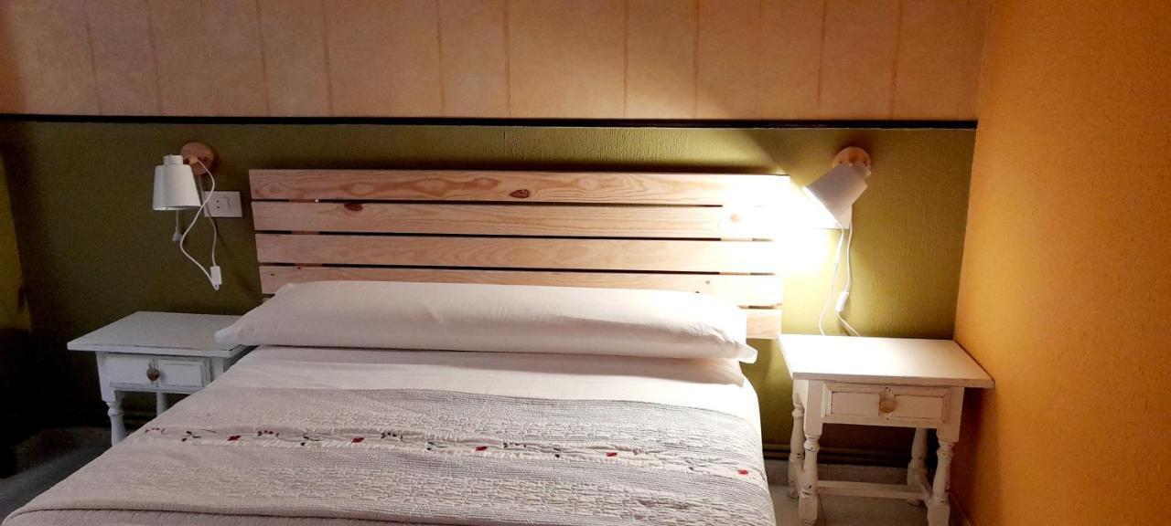 Hostal Quiper Quiroga Zewnętrze zdjęcie