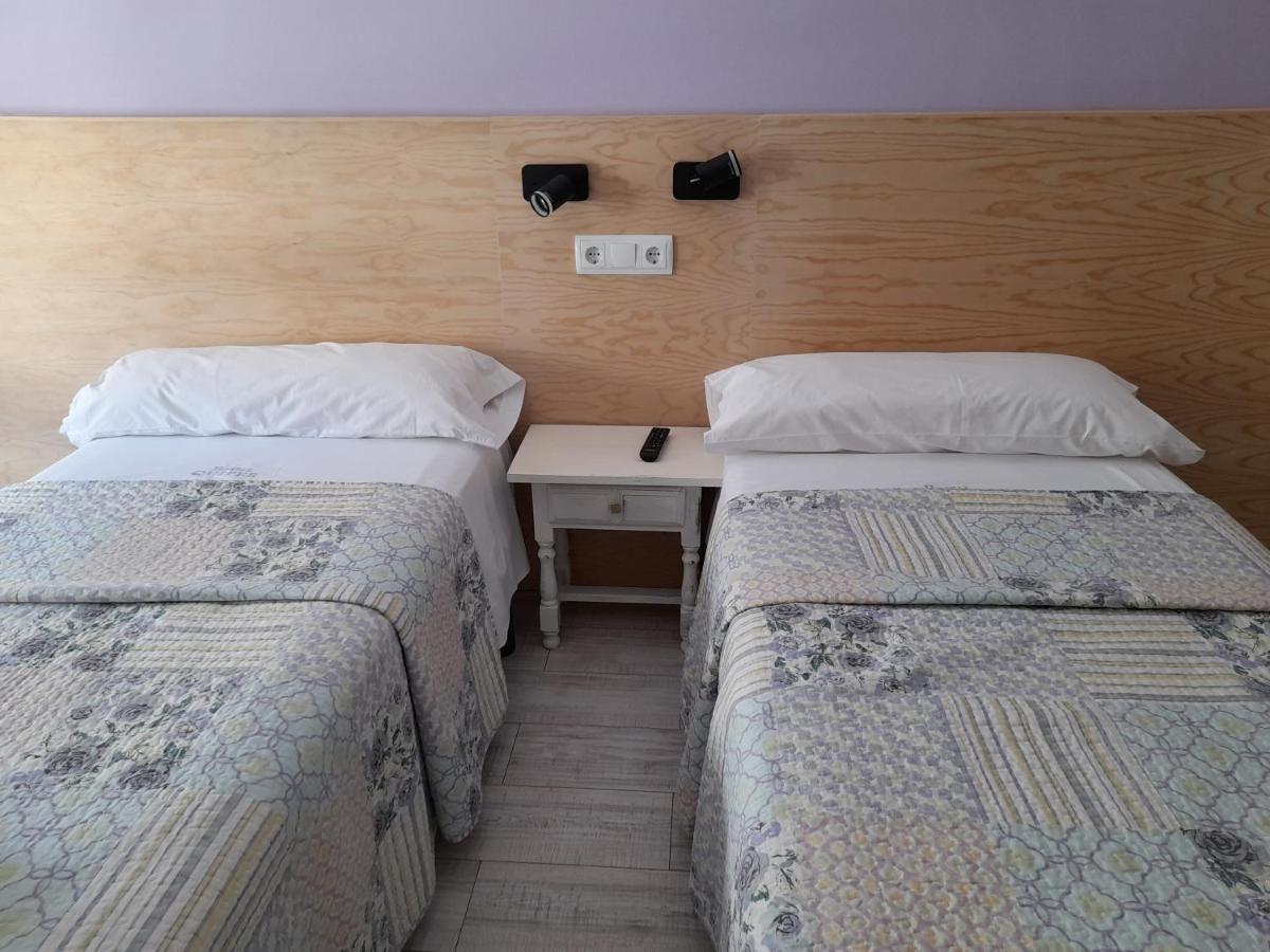 Hostal Quiper Quiroga Zewnętrze zdjęcie